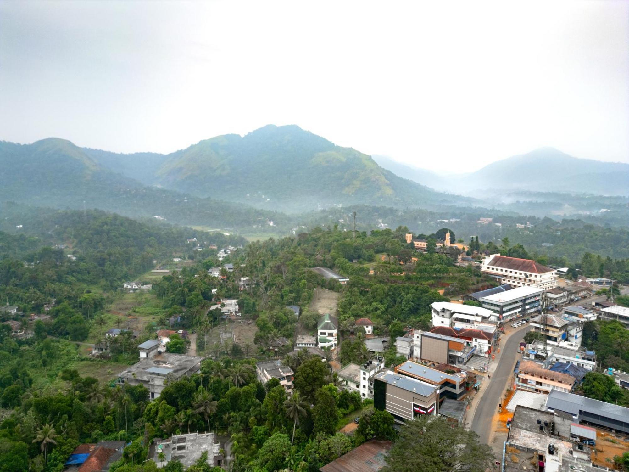 Urban Hills By Clustercloud Kattappana Exterior foto